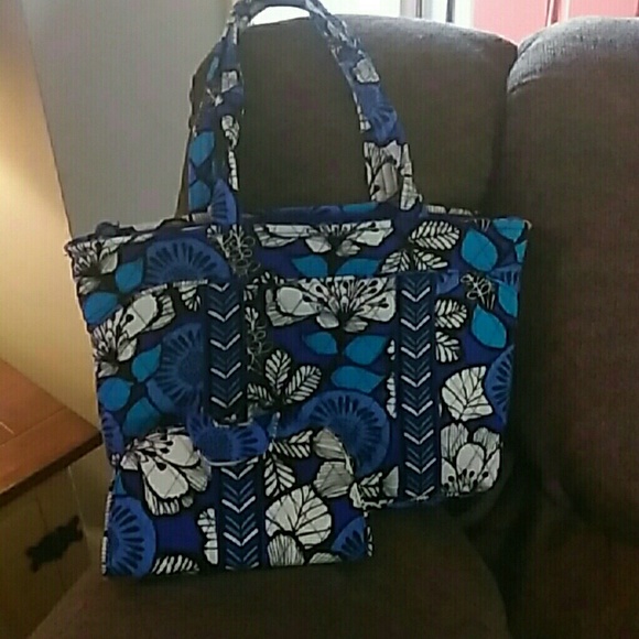 Vera Bradley Handbags - Vera Bradley Purse and Wallet